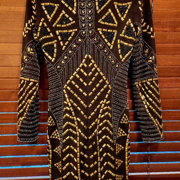 Jovani short long sleeve black and gold dress, size 10. - Picture 6 of 8